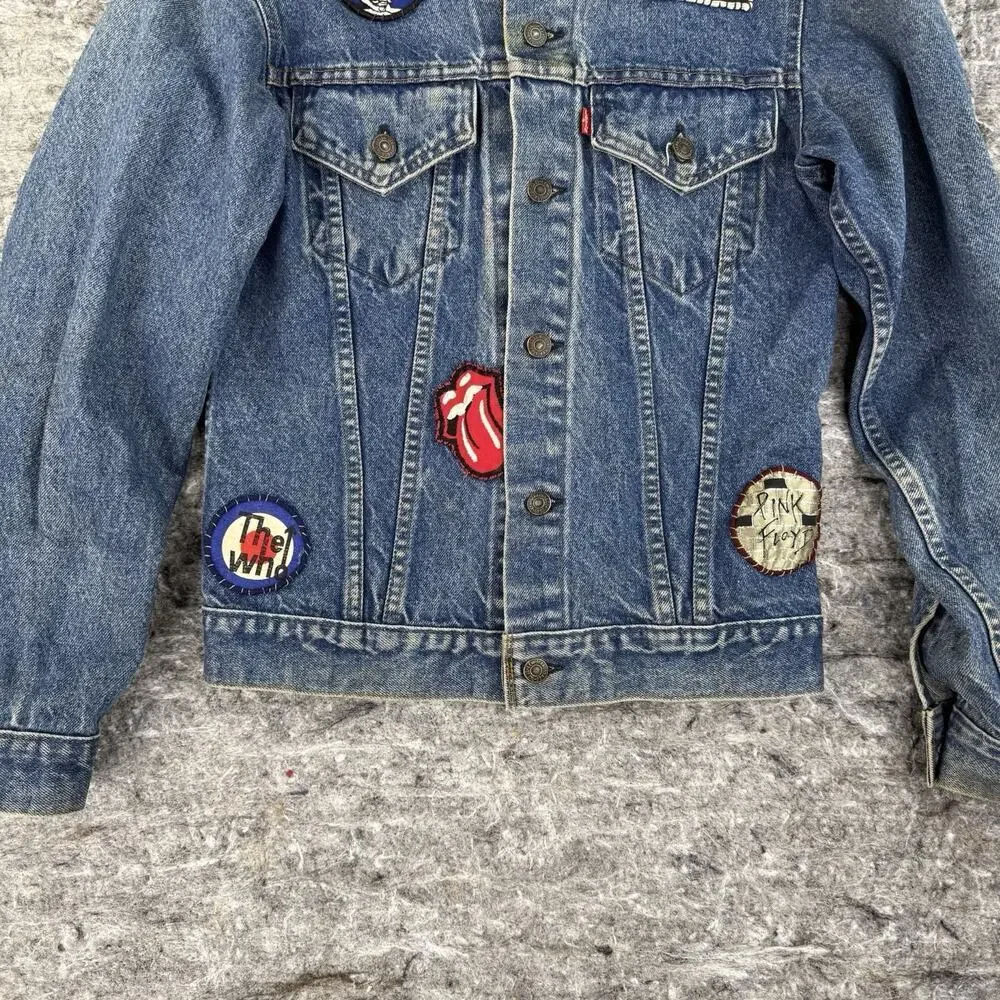 Vintage Levis Jacket Blue Denim Trucker Patch 71205 0217 Made USA Sz 36L WPL 423